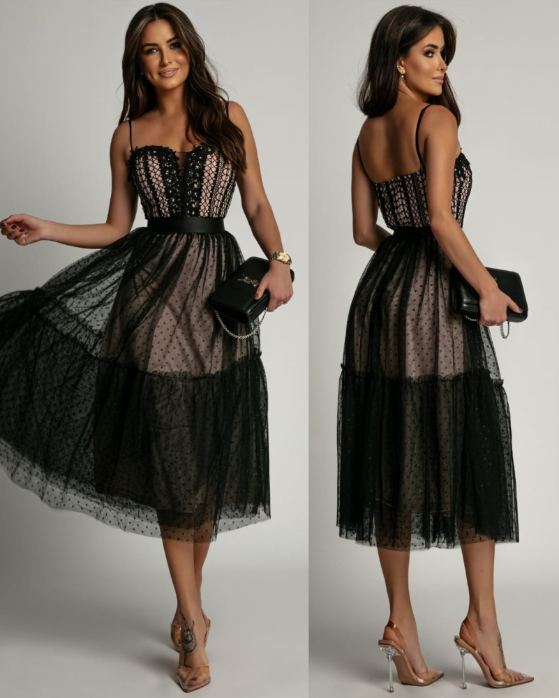 Sukienka midi w kropki z ozdobną koronką czarna PREMIUM