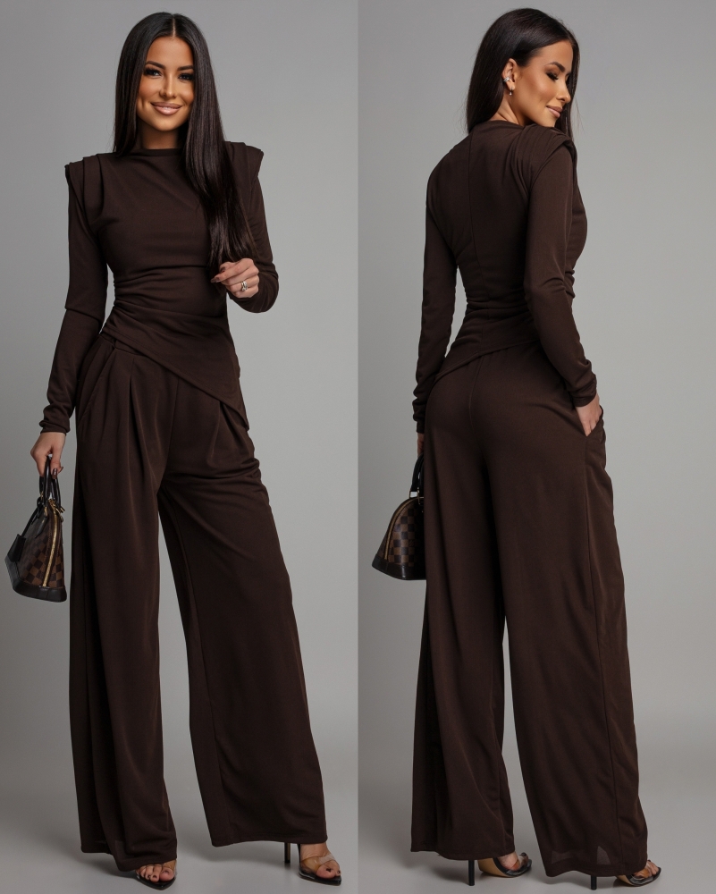 Komplet bluzka na długi rękaw oraz spodnie czekoladowy