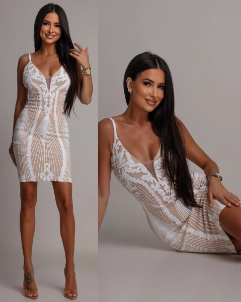Elegancka sukienka mini beżowa z białymi koralikami PREMIUM
