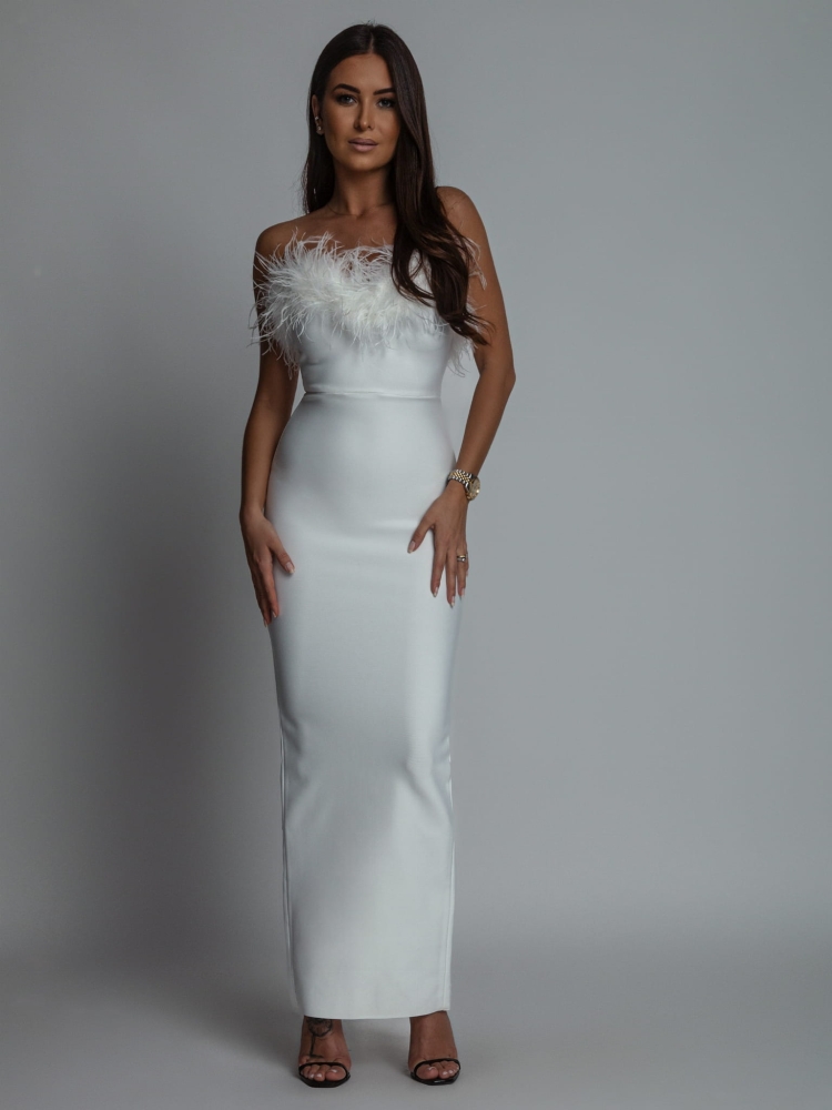 Sukienka długa z piórkami na dekolcie bandażowa PREMIUM biała
