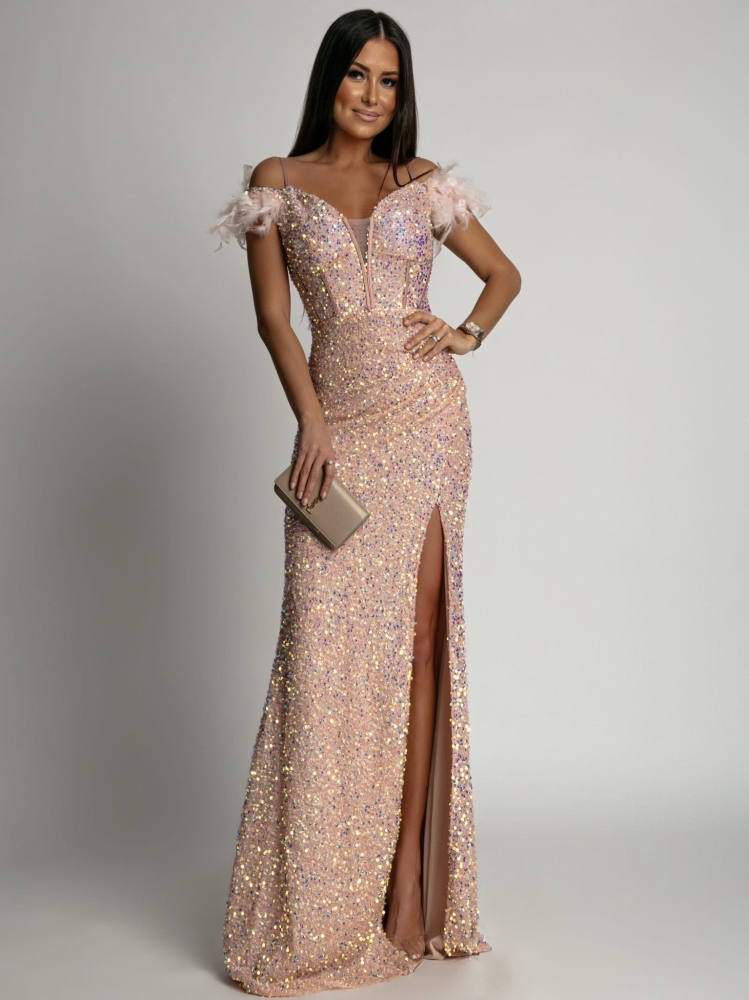 Sukienka długa maxi cekinowa z piórkami pudrowy róż PREMIUM